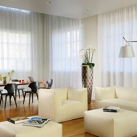 Palazzo Montemartini Rome, A Radisson Collection Hotel Luaran gambar A living room