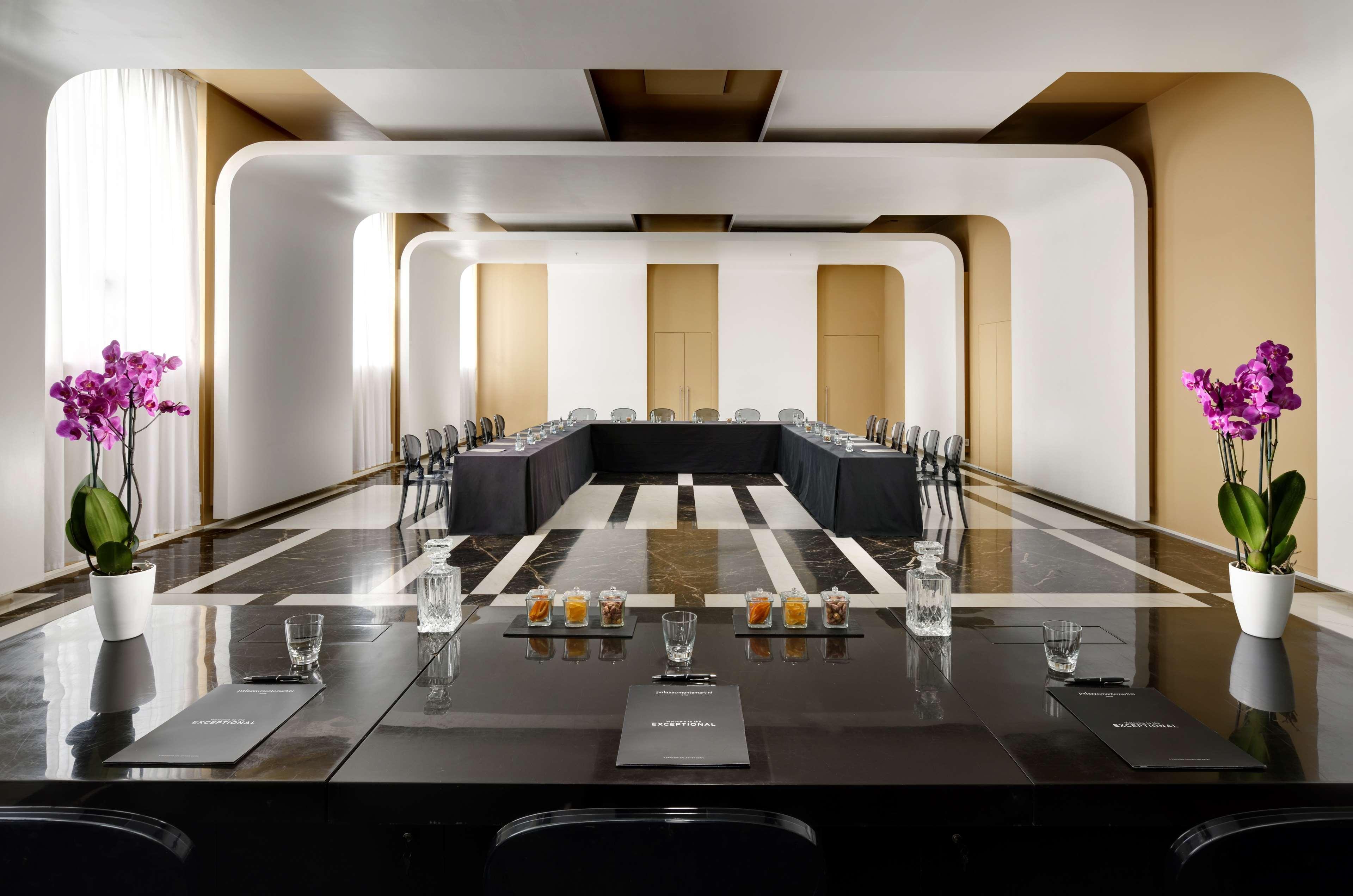 Palazzo Montemartini Rome, A Radisson Collection Hotel Luaran gambar The boardroom at the Mandarin Oriental, Munich
