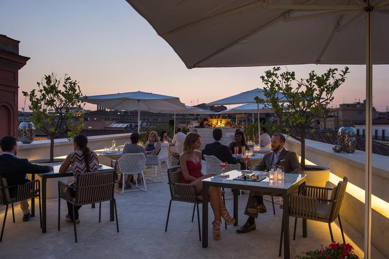 Palazzo Montemartini Rome, A Radisson Collection Hotel Luaran gambar The Sky Bar